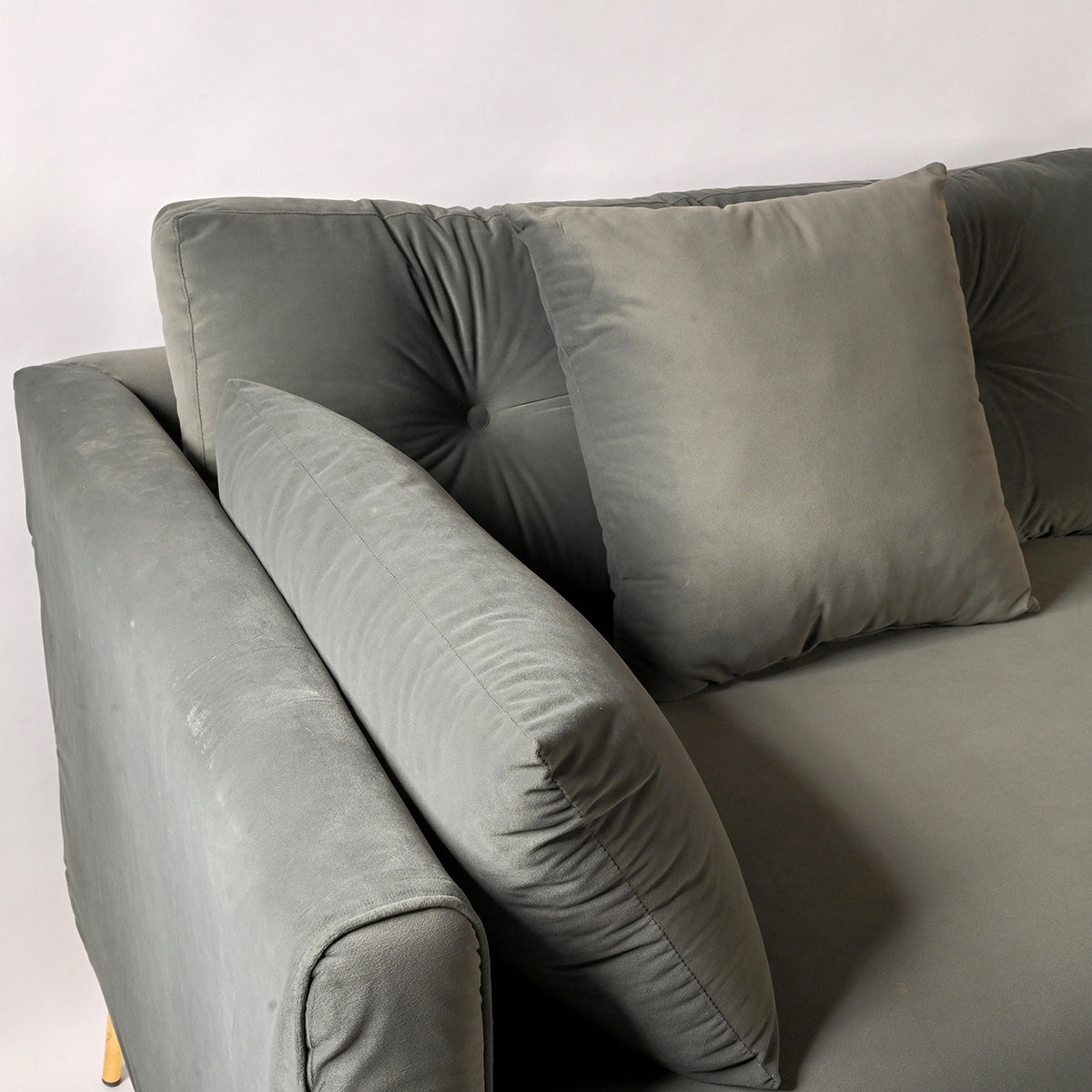 Versatile Velvet Lounger