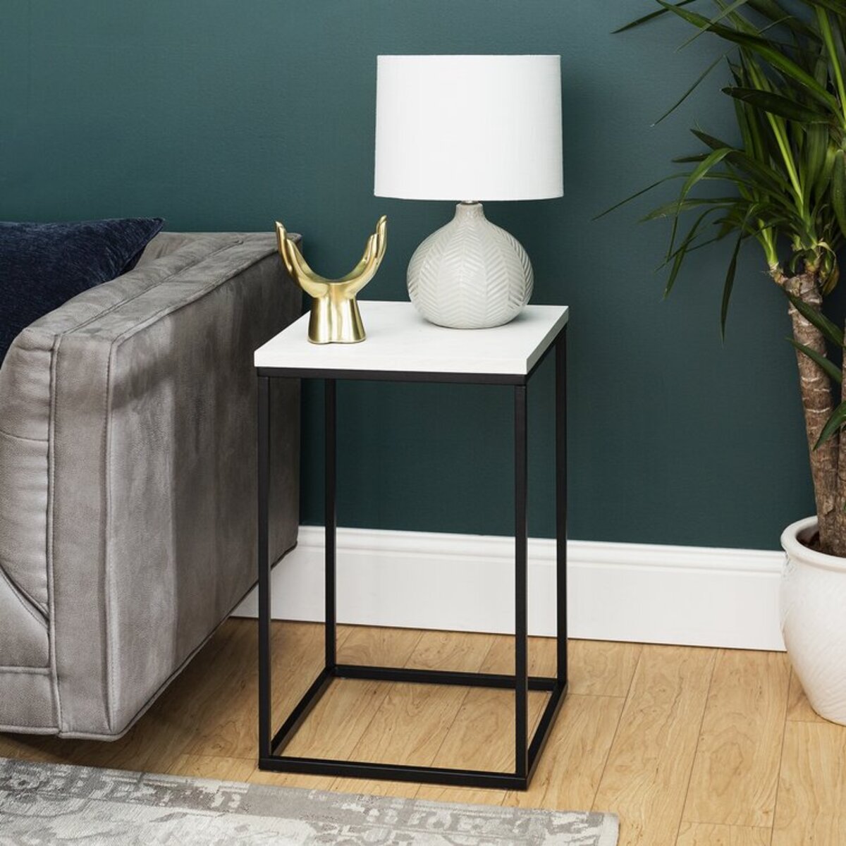Sleek Salvatore Side Table