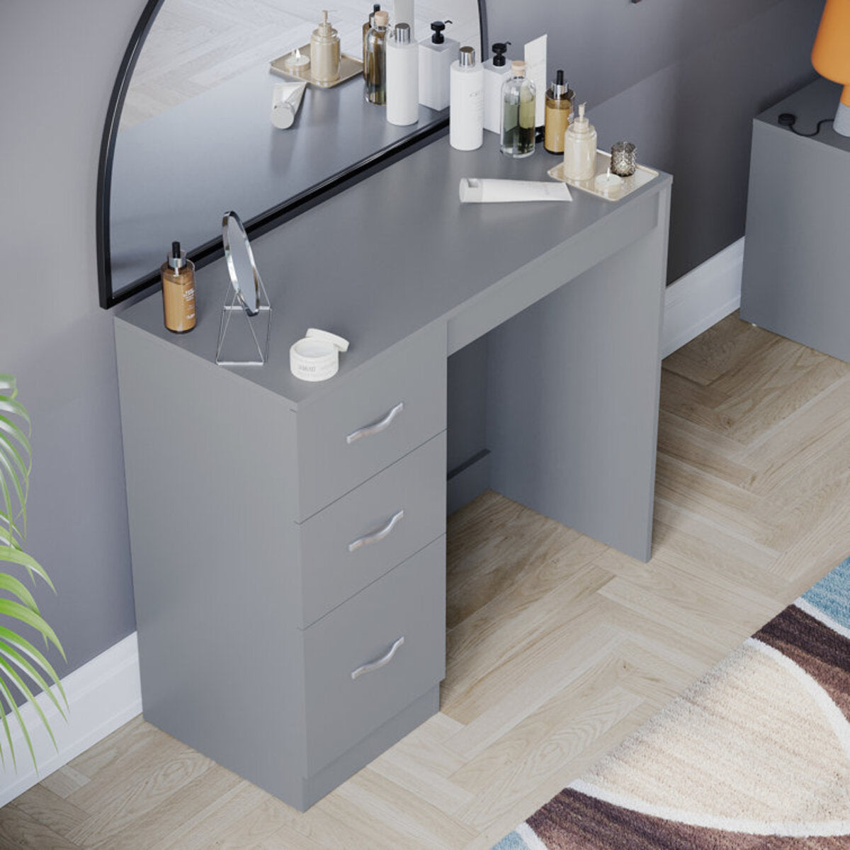 Wooden Dressing Table With 3 Drawers