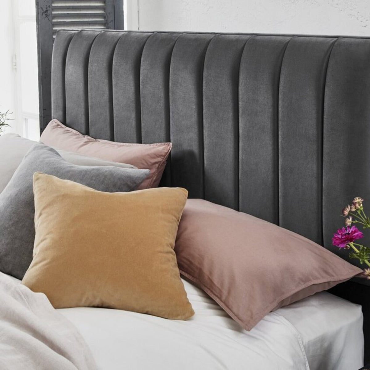 A Set Of Divan With Mattress