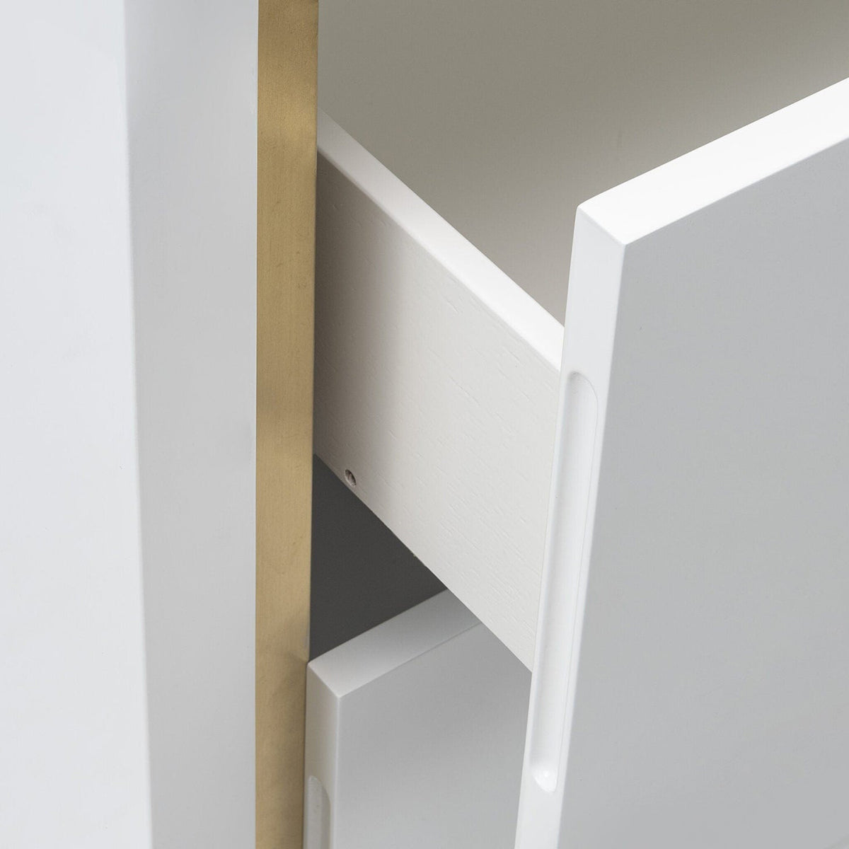Gloss Chest Of Drawers