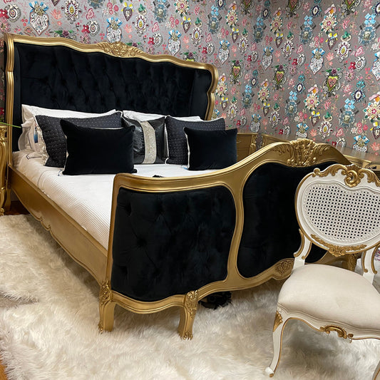 Gold Leaf Tufted Bedroom Set