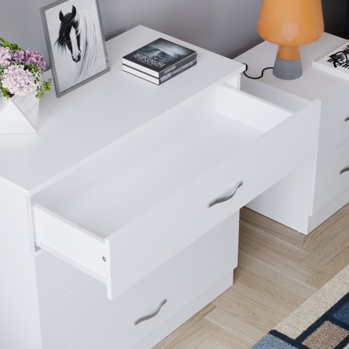 Modern Maybery 4 Drawer Chest