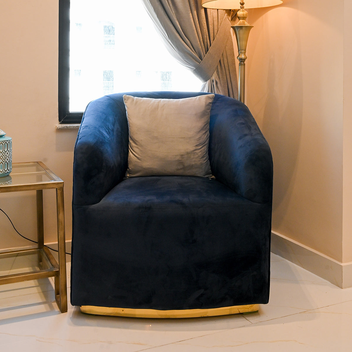 Chic Barrel Chair