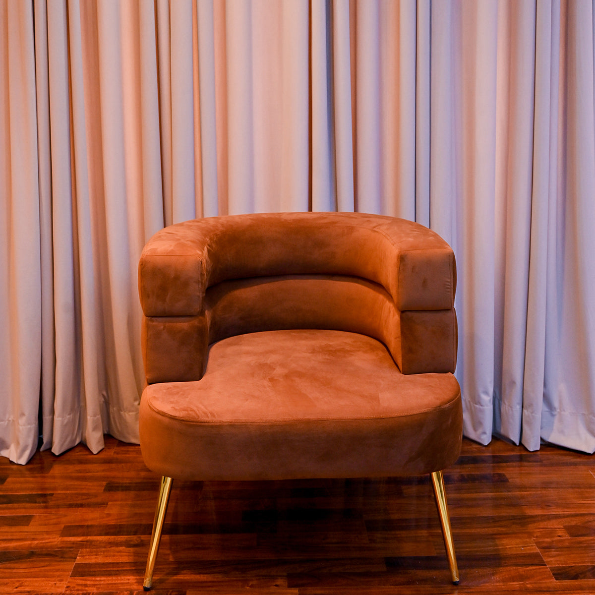 Low Backrest Barrel Chair