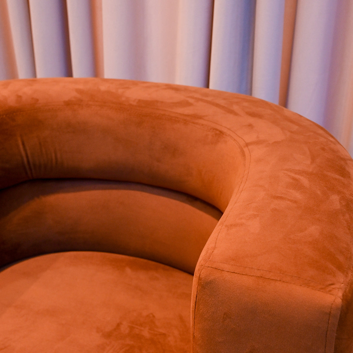 Low Backrest Barrel Chair