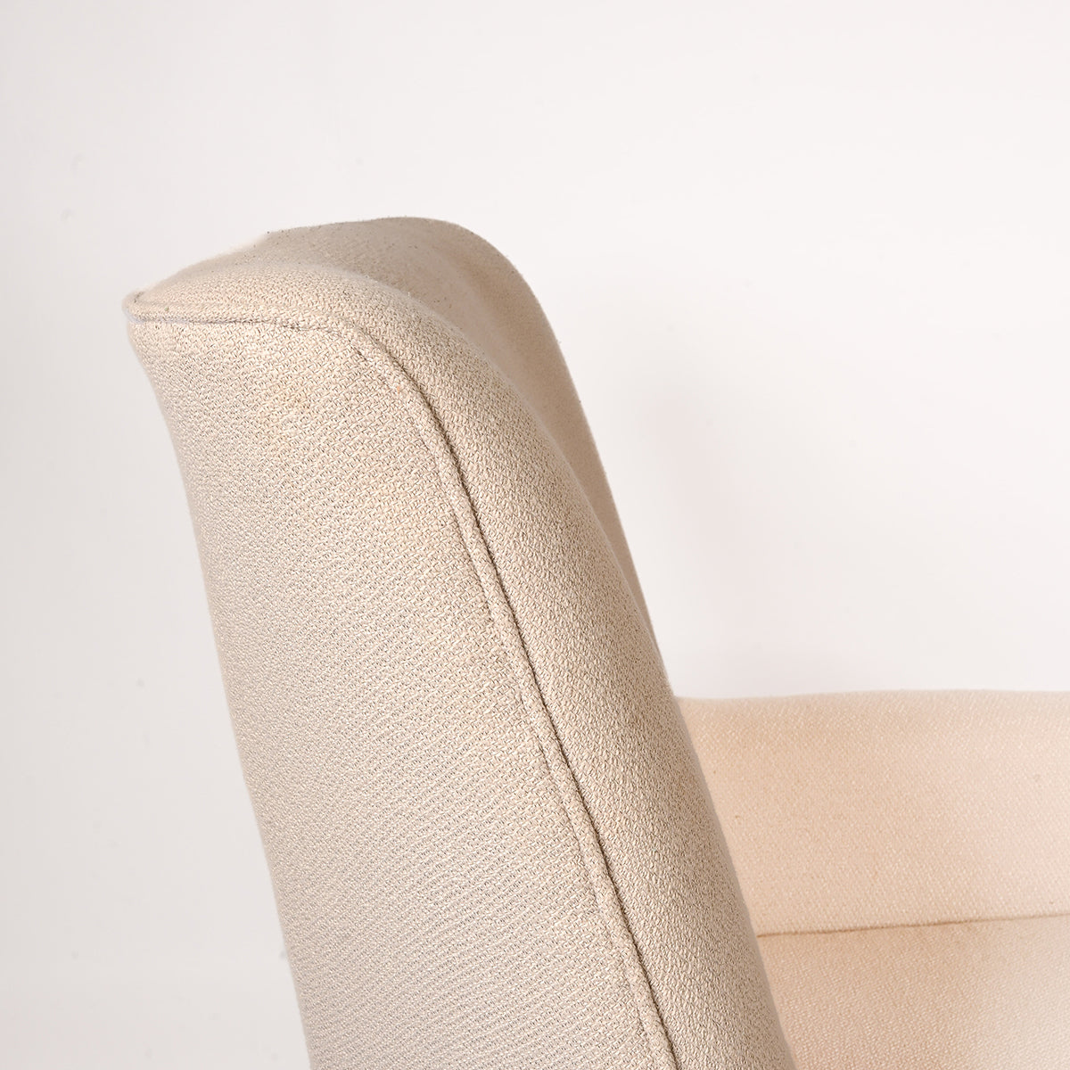 Textured Lounge Chair