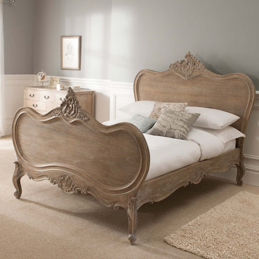Wooden Luxury Carved Bed