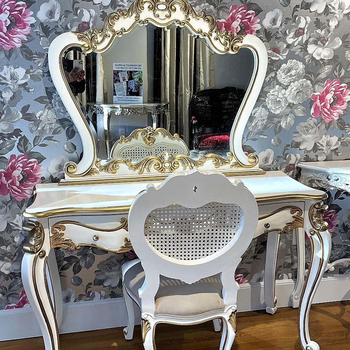 Alaskan King French Bedroom Set