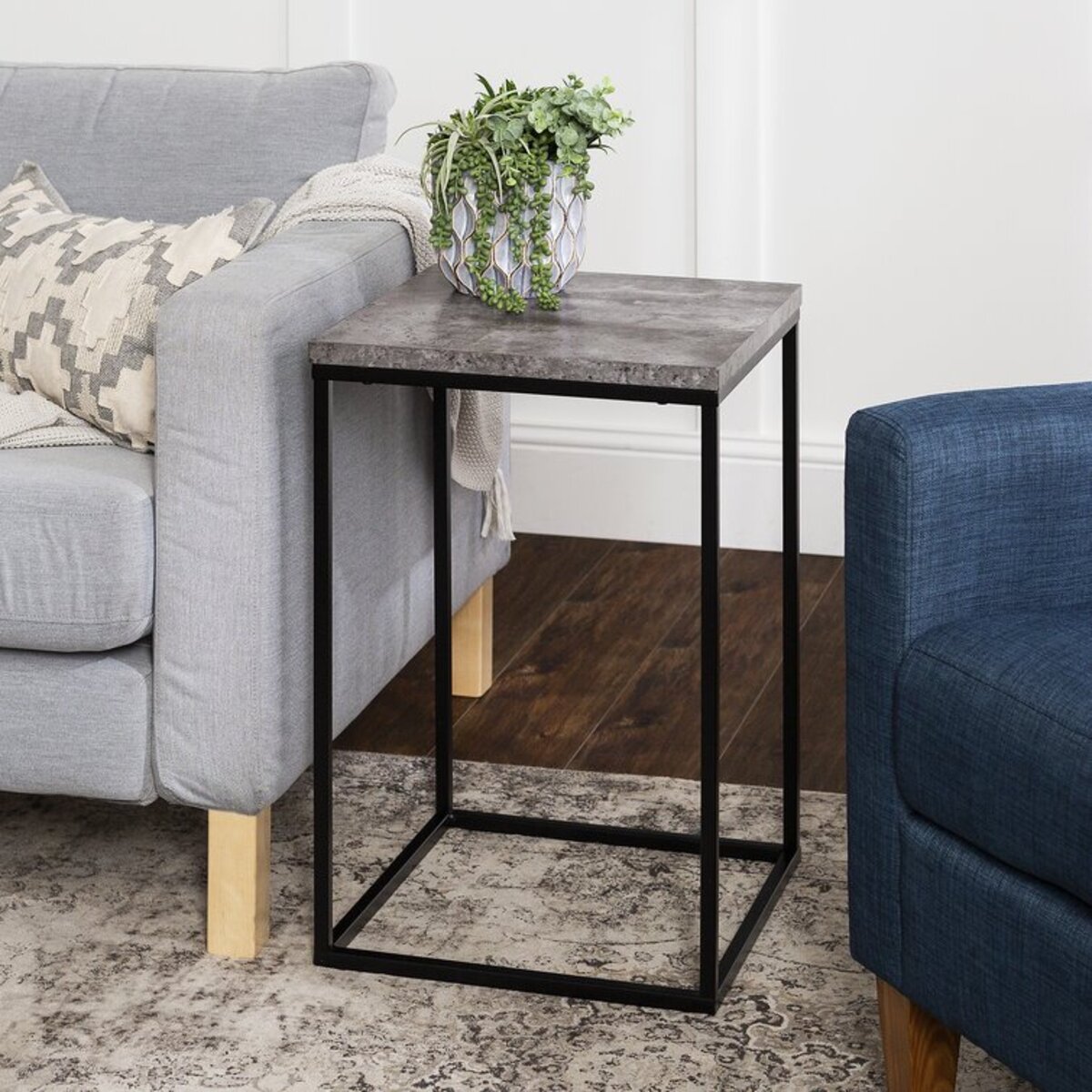 Sleek Salvatore Side Table
