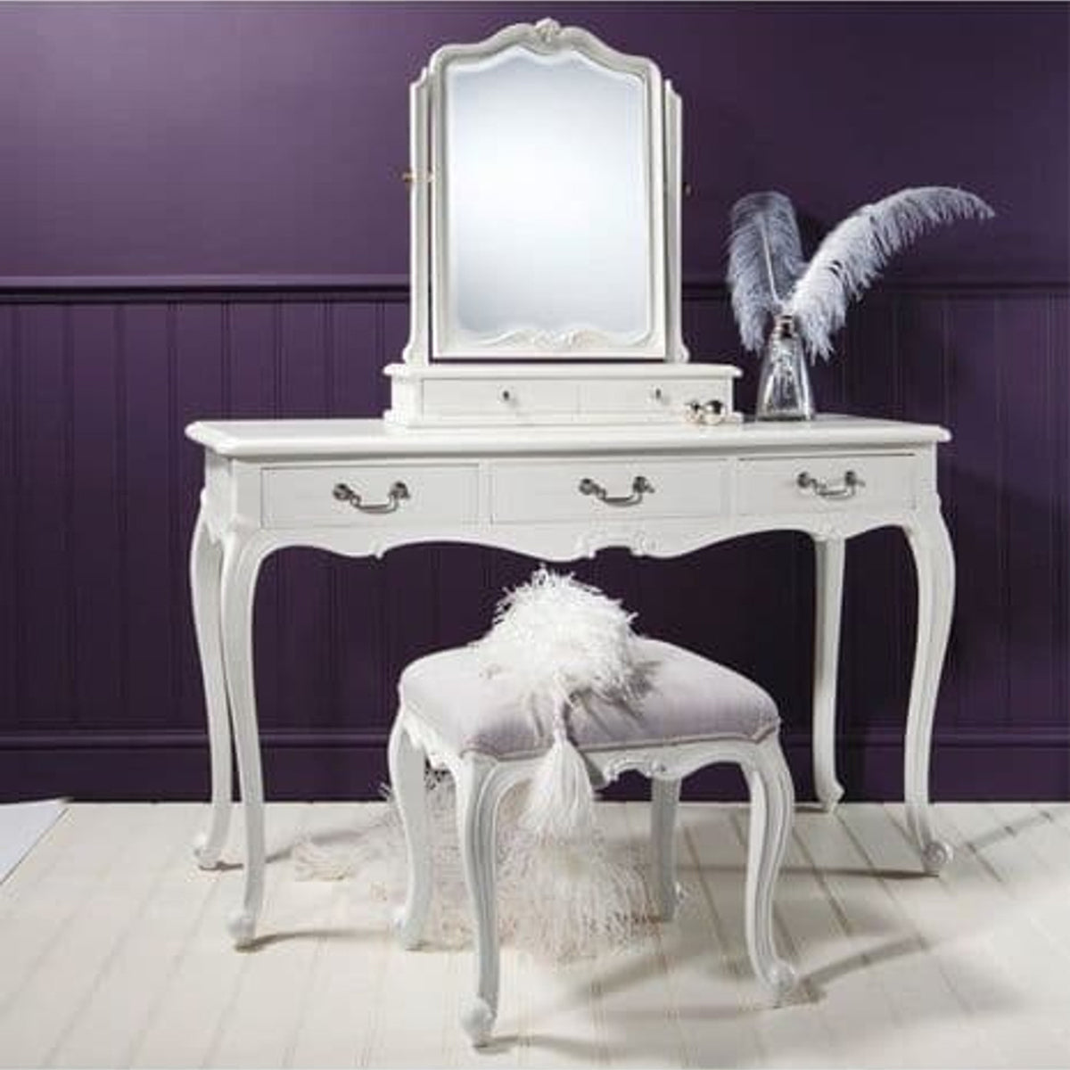 Vanilla Upholstered Velvet Bed