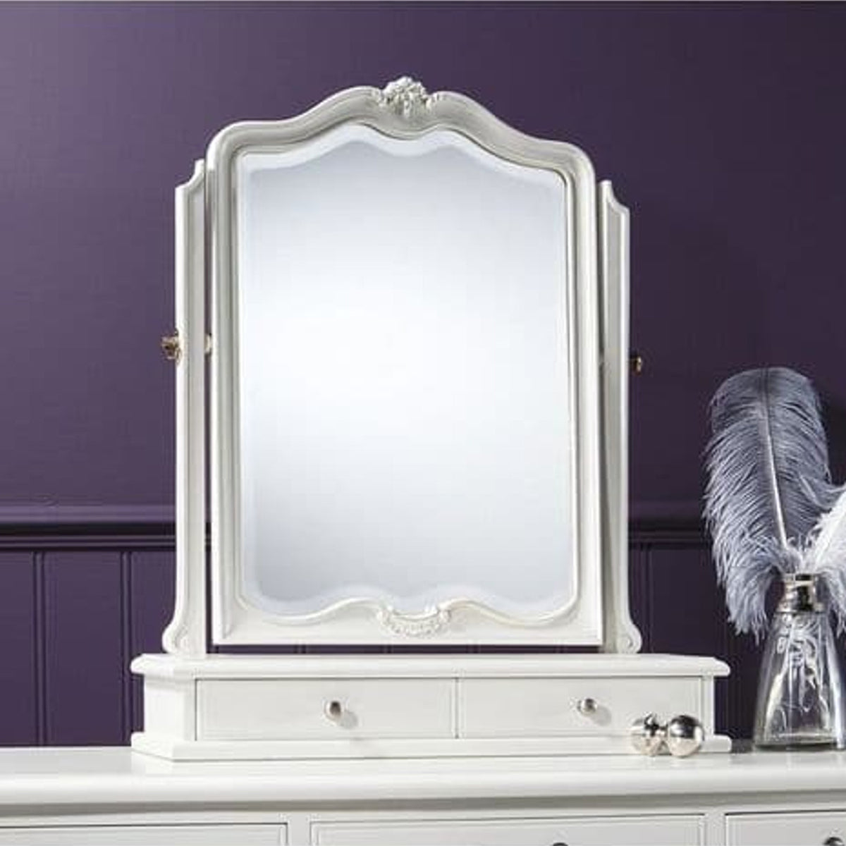 Vanilla Upholstered Velvet Bed
